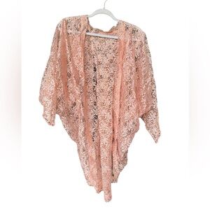 Pink rose and gold lace cardigan / Kimono